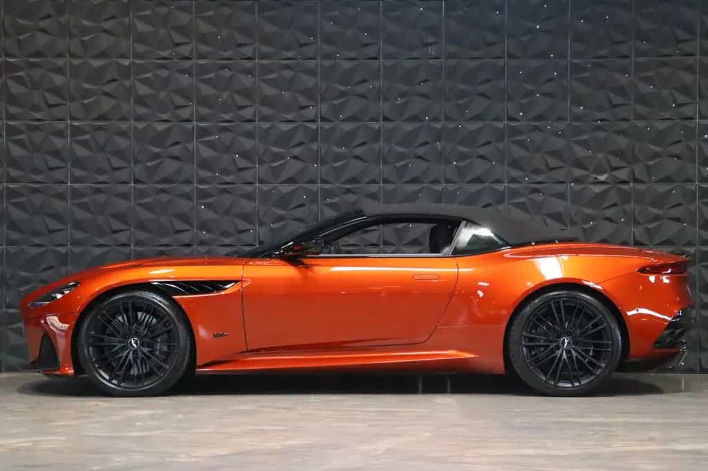 Aston Martin DBS 5.2 V12 Volante - Audio Premium - Carbon 02/2020-photo-4