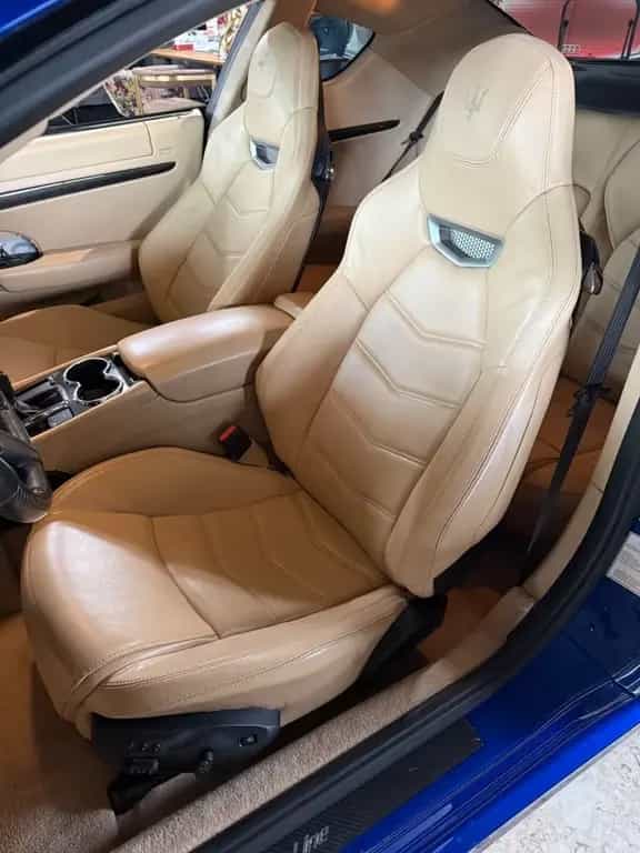 Maserati Granturismo MC 4.7 V8+CARBON++SPORTAUSPUFF+TOP++ 07/2013-photo-24