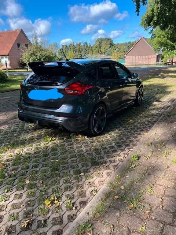 Ford Focus 2,3 EcoBoost RS RS 06/2017-photo-2