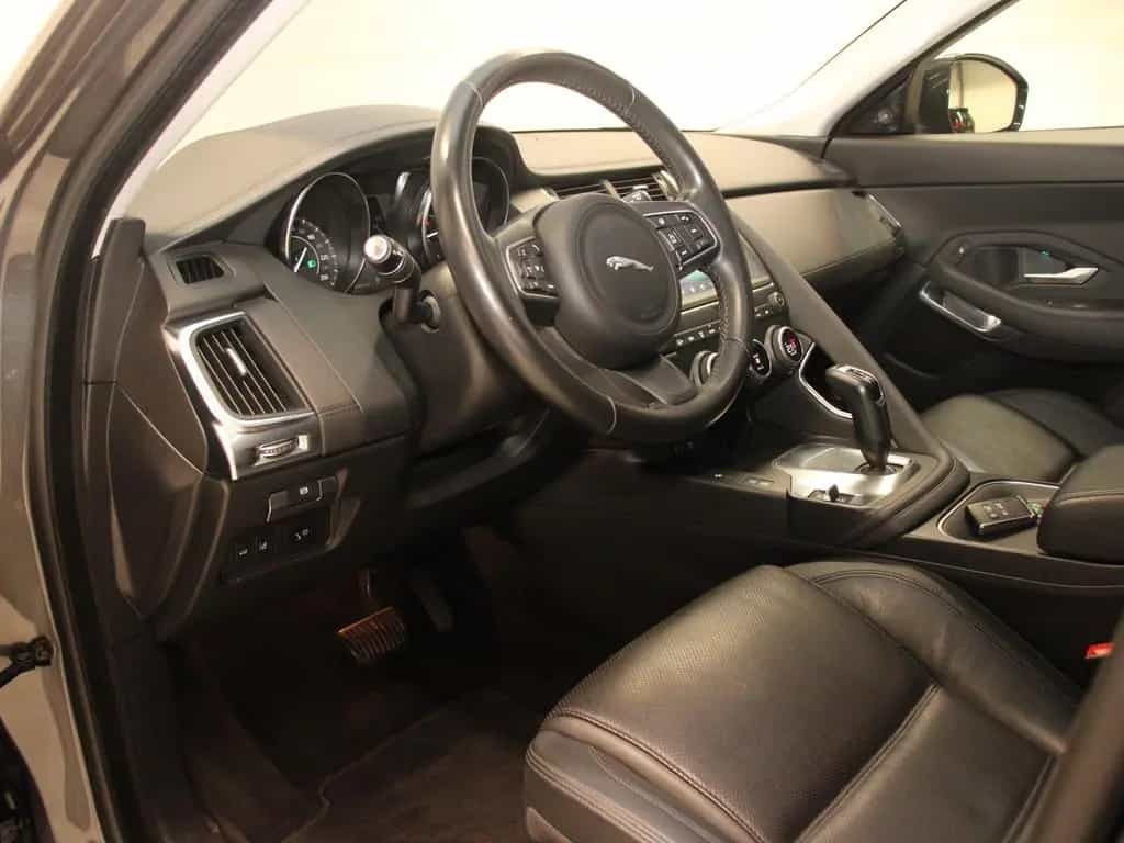 Jaguar E-Pace D180 S AWD Black Pack Winter Paket DAB 10/2018-photo-13