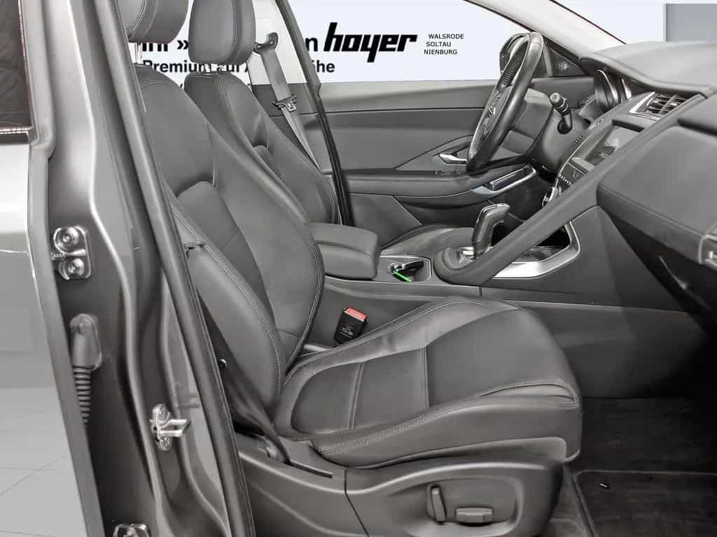Jaguar E-Pace D180 S AWD Black Pack Winter Paket DAB 10/2018-photo-5