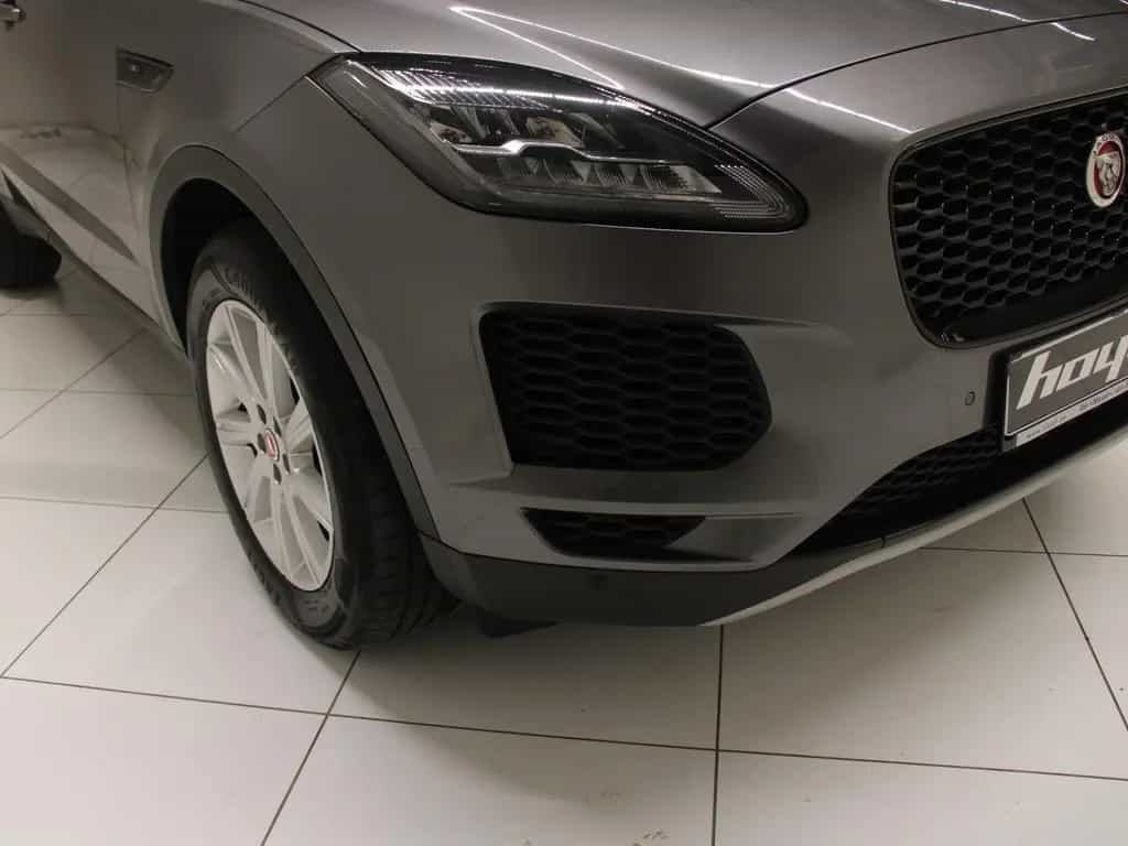 Jaguar E-Pace D180 S AWD Black Pack Winter Paket DAB 10/2018-photo-9