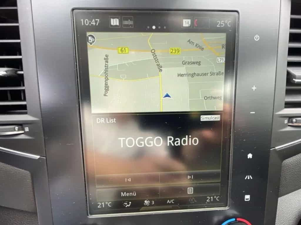 Renault Megane Grandtour Automatik TCe160 BOSE Head-Up 07/2020-photo-14