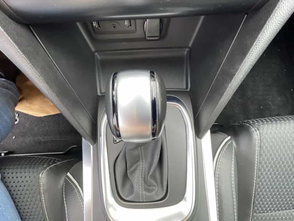 Renault Megane Grandtour Automatik TCe160 BOSE Head-Up 07/2020-photo-16