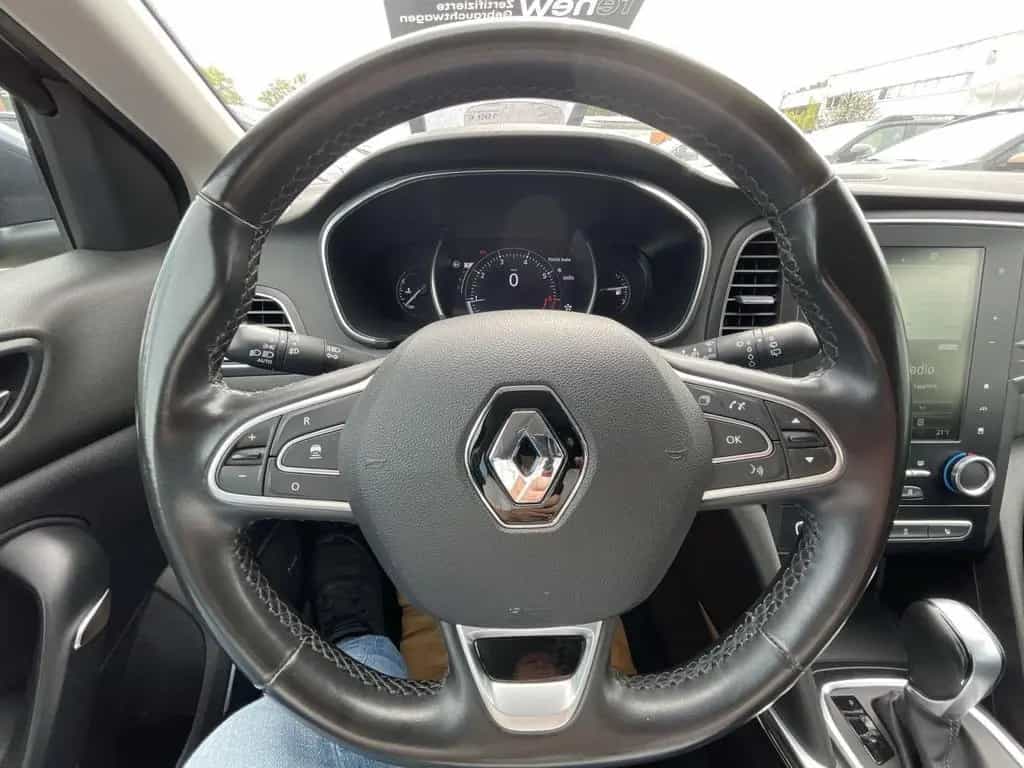 Renault Megane Grandtour Automatik TCe160 BOSE Head-Up 07/2020-photo-17