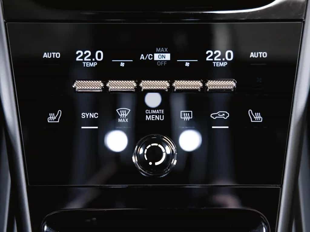 Porsche Cayenne S Panoramadach Sport Design 05/2024-photo-19