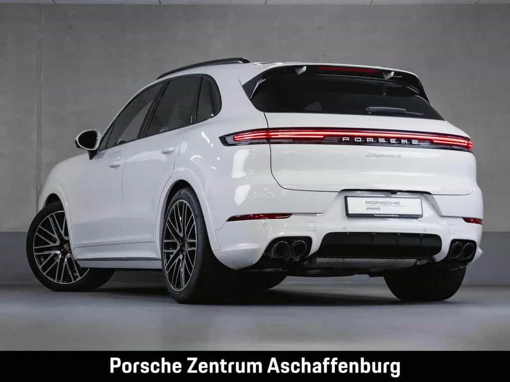 Porsche Cayenne S Panoramadach Sport Design 05/2024-photo-2