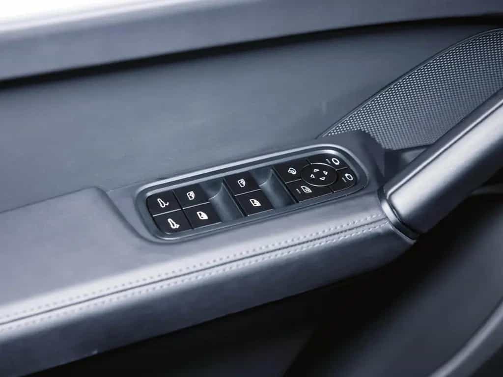 Porsche Cayenne S Panoramadach Sport Design 05/2024-photo-22