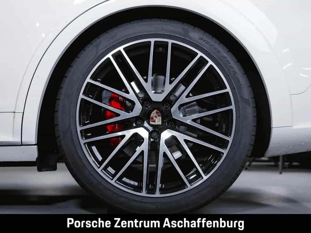 Porsche Cayenne S Panoramadach Sport Design 05/2024-photo-9
