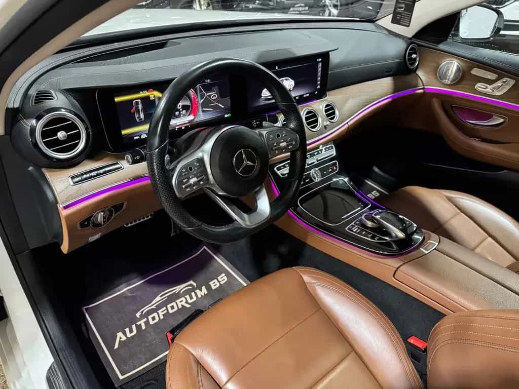 Mercedes-Benz E 450 E450Lim.4Matic/STANDHEIZ/PANO/AHK/LUFT/BURMESTER 12/2019-photo-17