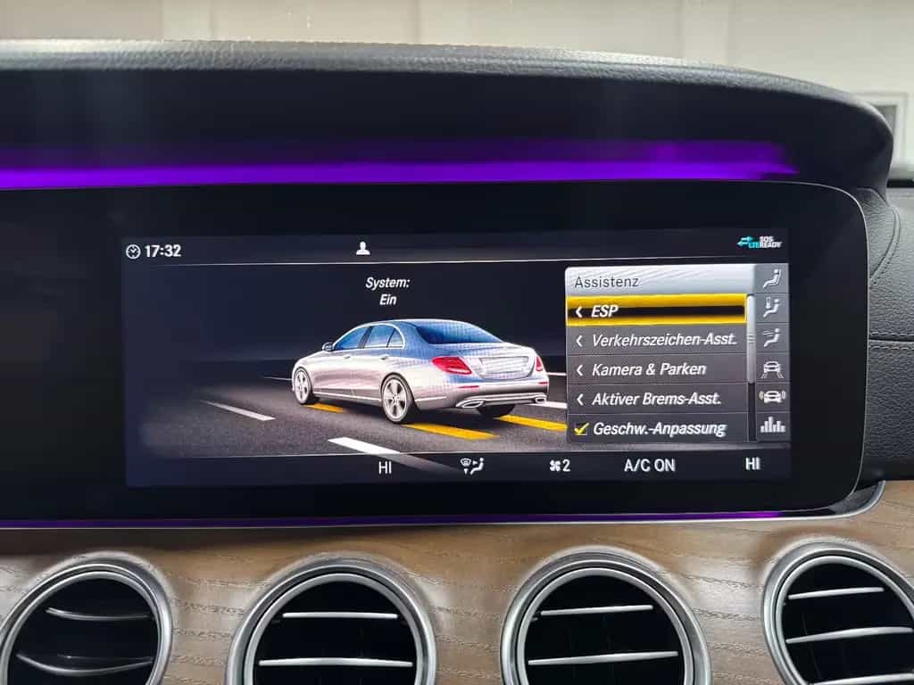 Mercedes-Benz E 450 E450Lim.4Matic/STANDHEIZ/PANO/AHK/LUFT/BURMESTER 12/2019-photo-32