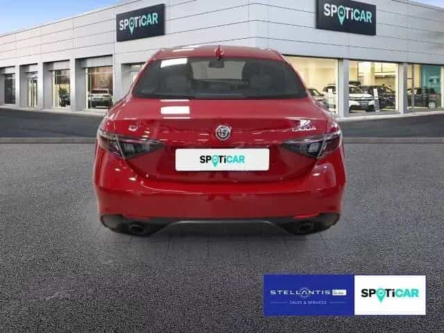Alfa Romeo Giulia Veloce Turbo 16V Q4 280 *Navi*SHZ*Kamera 08/2023-photo-2