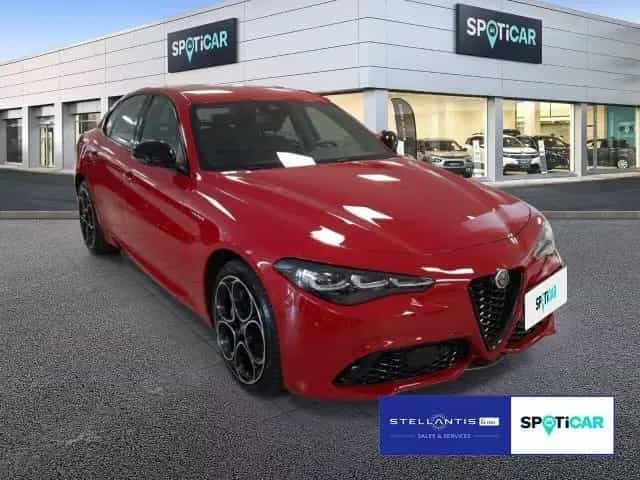 Alfa Romeo Giulia Veloce Turbo 16V Q4 280 *Navi*SHZ*Kamera 08/2023-photo-4