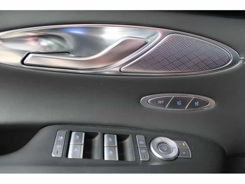 Hyundai Genesis GV70 2.5 Sport 4WD 08/2021-photo-13