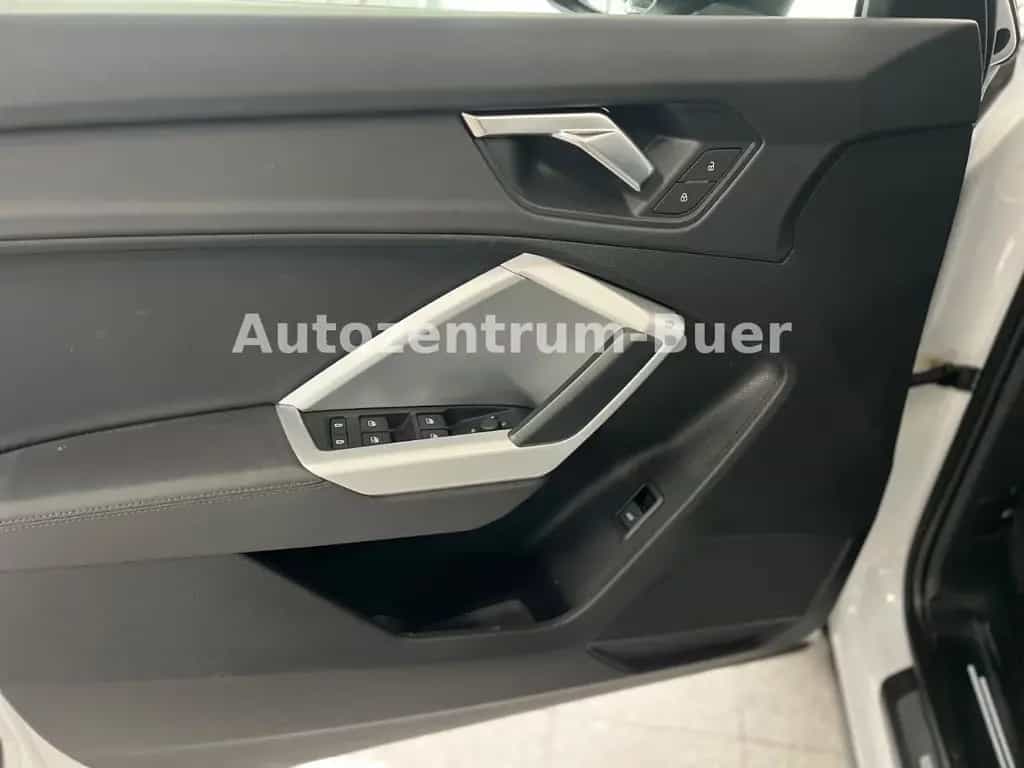 Audi Q3 35 TFSI advanced Kamera/Leder/Tempo 02/2021-photo-6