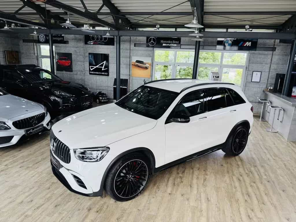 Mercedes-Benz GLC 63 AMG S AMG 4Matic*SCHALE*P.ABGAS*KAM* 01/2022-photo-1