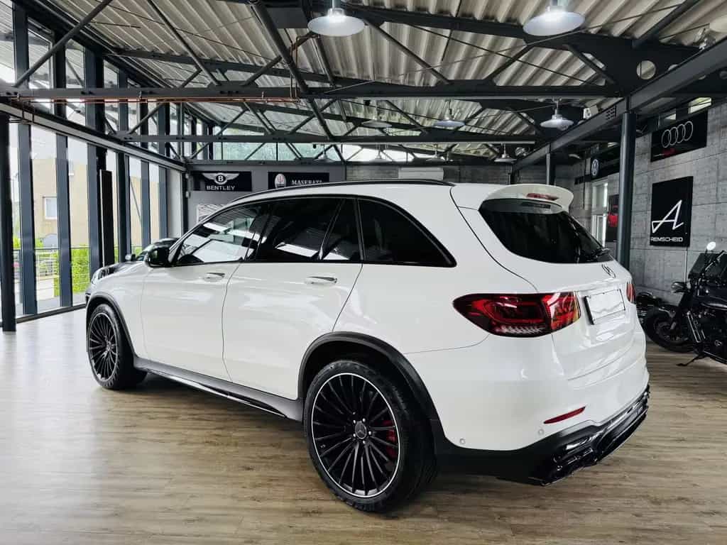 Mercedes-Benz GLC 63 AMG S AMG 4Matic*SCHALE*P.ABGAS*KAM* 01/2022-photo-3