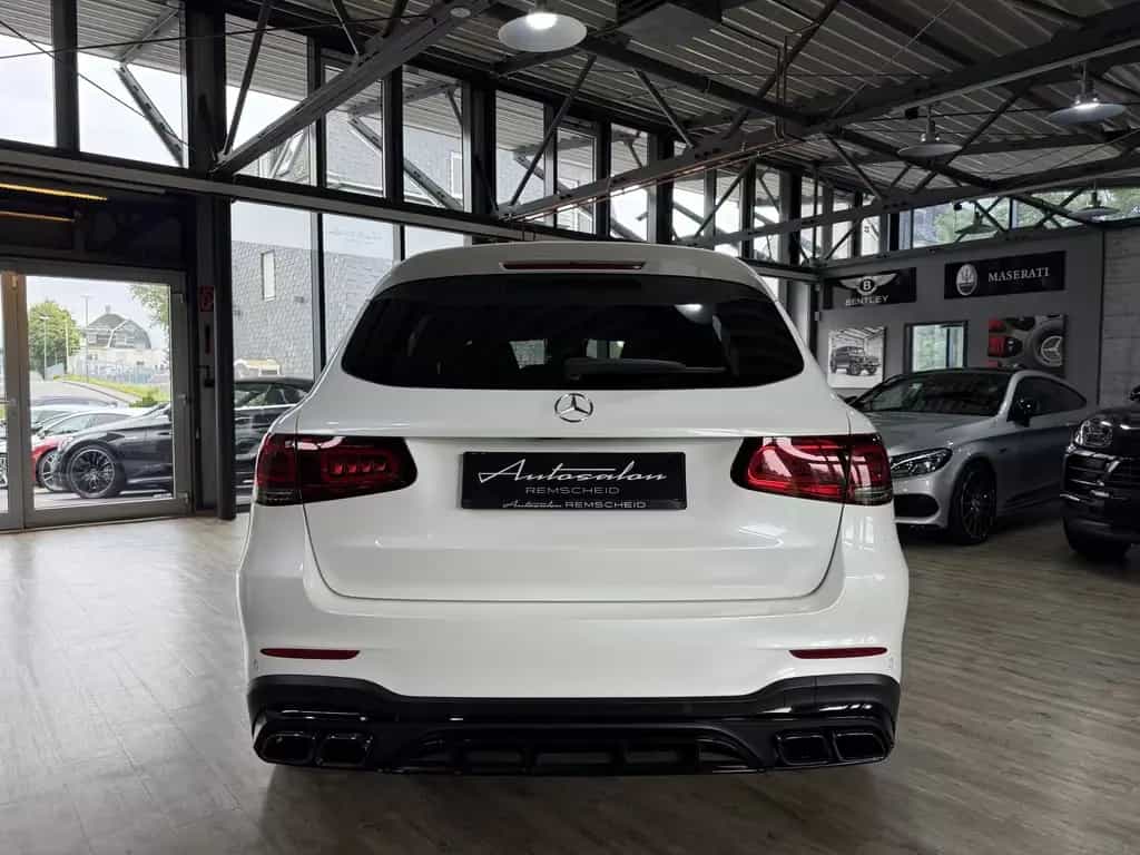 Mercedes-Benz GLC 63 AMG S AMG 4Matic*SCHALE*P.ABGAS*KAM* 01/2022-photo-4