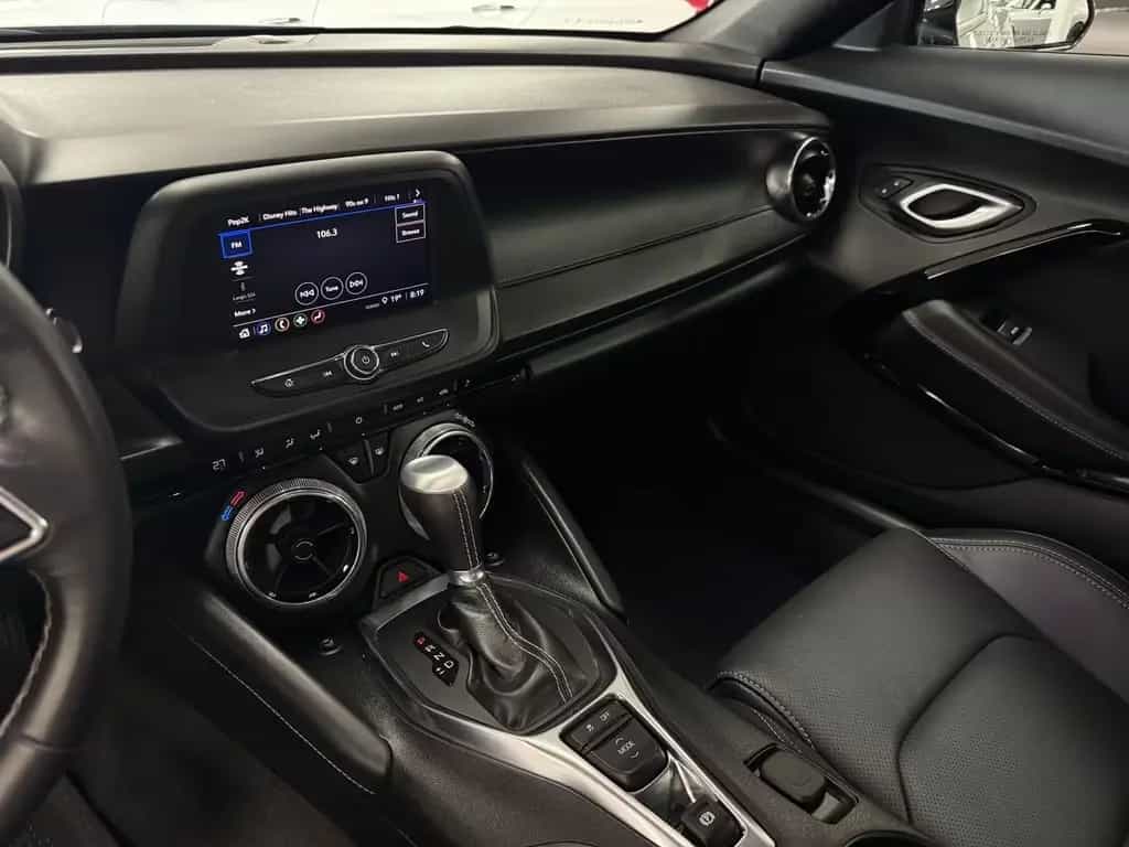 Chevrolet Camaro RS *3,6l V6 ZL1 / 4-ROHR / KAMERA* 04/2024-photo-16