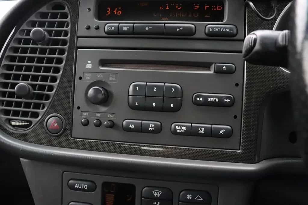 Saab 9-3 Cabrio 2.0 Turbo Aero | RHD | automatik | ME 01/2002-photo-23