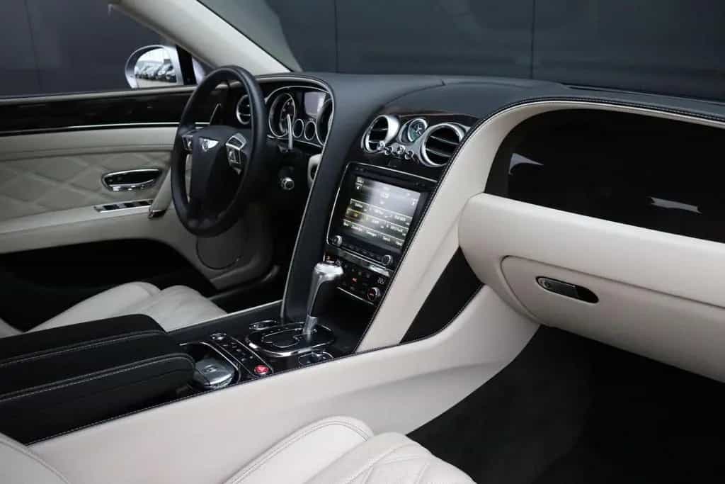 Bentley Flying Spur 6.0 W12 | LEDER | Schiebedach | KERA 02/2016-photo-13