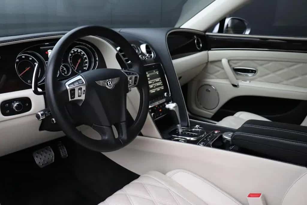 Bentley Flying Spur 6.0 W12 | LEDER | Schiebedach | KERA 02/2016-photo-14