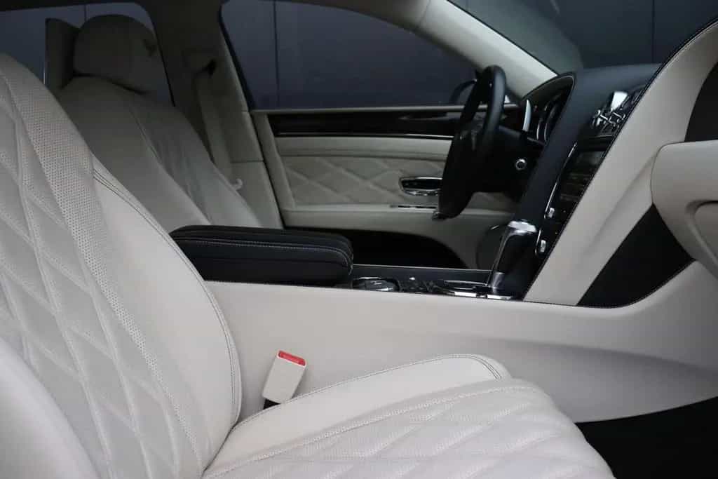 Bentley Flying Spur 6.0 W12 | LEDER | Schiebedach | KERA 02/2016-photo-24