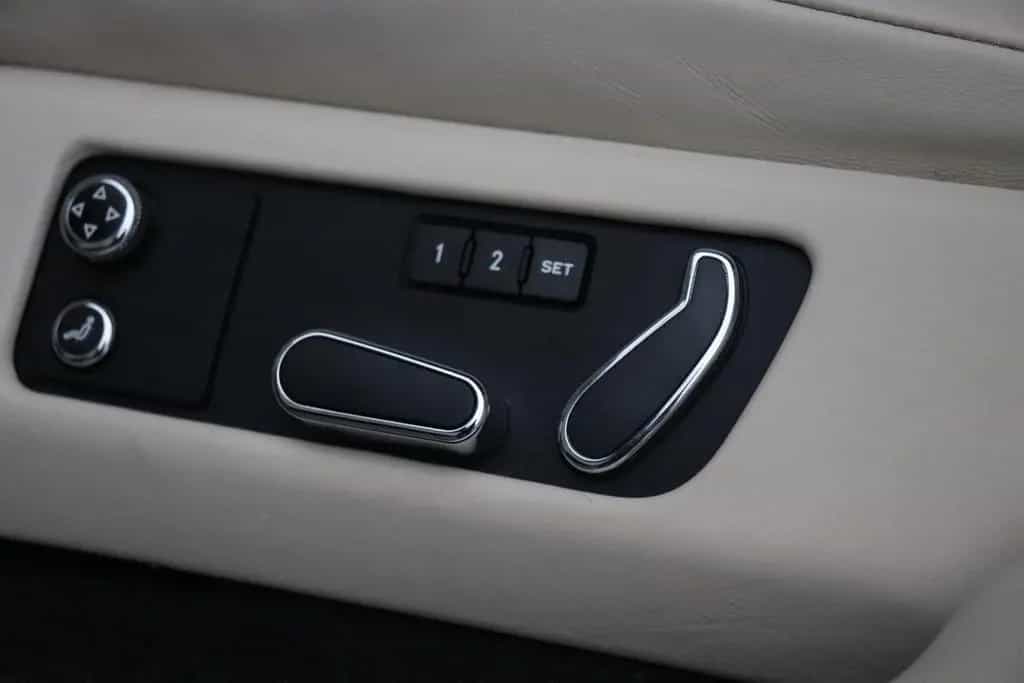 Bentley Flying Spur 6.0 W12 | LEDER | Schiebedach | KERA 02/2016-photo-27