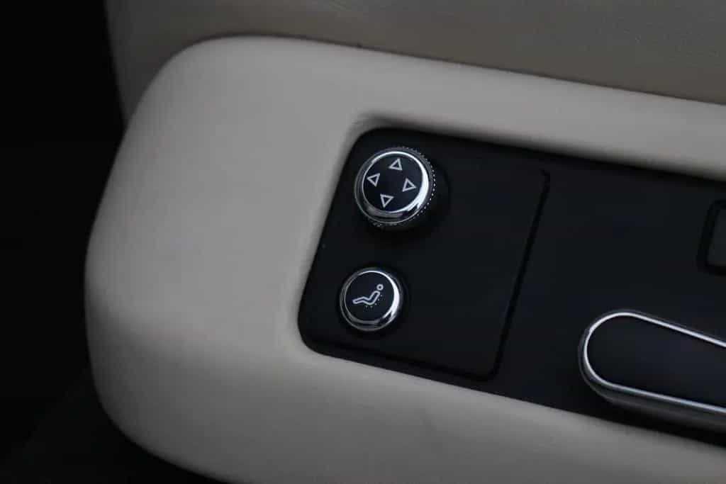 Bentley Flying Spur 6.0 W12 | LEDER | Schiebedach | KERA 02/2016-photo-29
