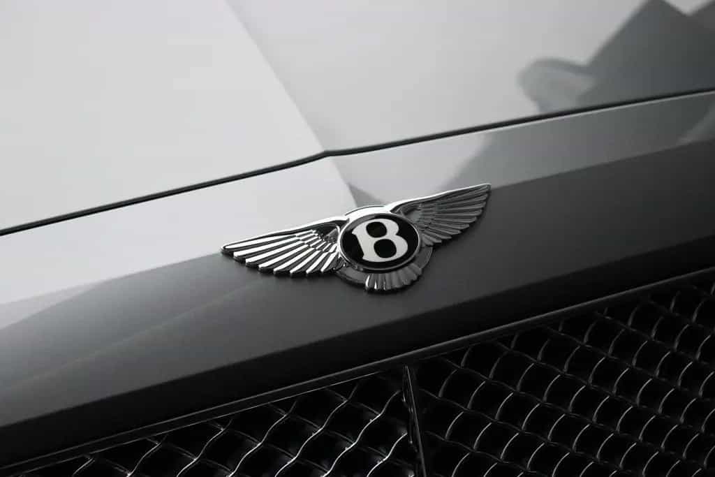 Bentley Flying Spur 6.0 W12 | LEDER | Schiebedach | KERA 02/2016-photo-3