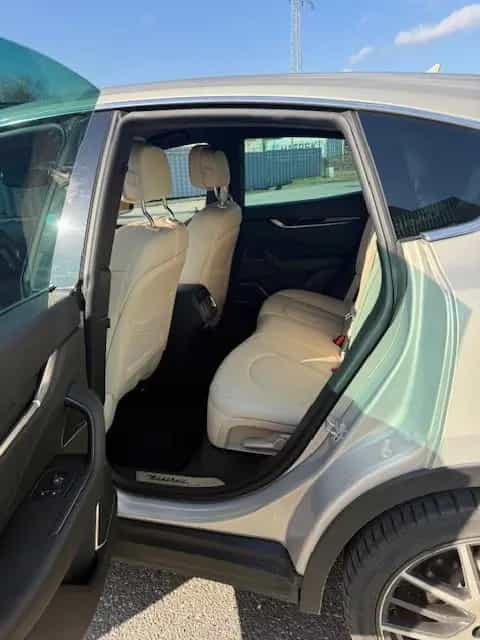 Maserati Levante Diesel 3.0 D_Memory_Keyless_Rate ab 375€ 04/2019-photo-11