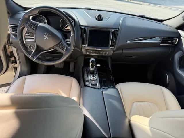 Maserati Levante Diesel 3.0 D_Memory_Keyless_Rate ab 375€ 04/2019-photo-13