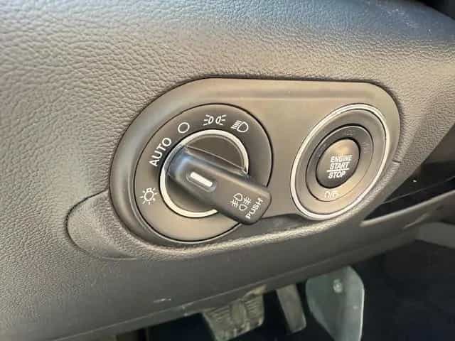 Maserati Levante Diesel 3.0 D_Memory_Keyless_Rate ab 375€ 04/2019-photo-22