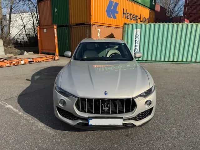 Maserati Levante Diesel 3.0 D_Memory_Keyless_Rate ab 375€ 04/2019-photo-8