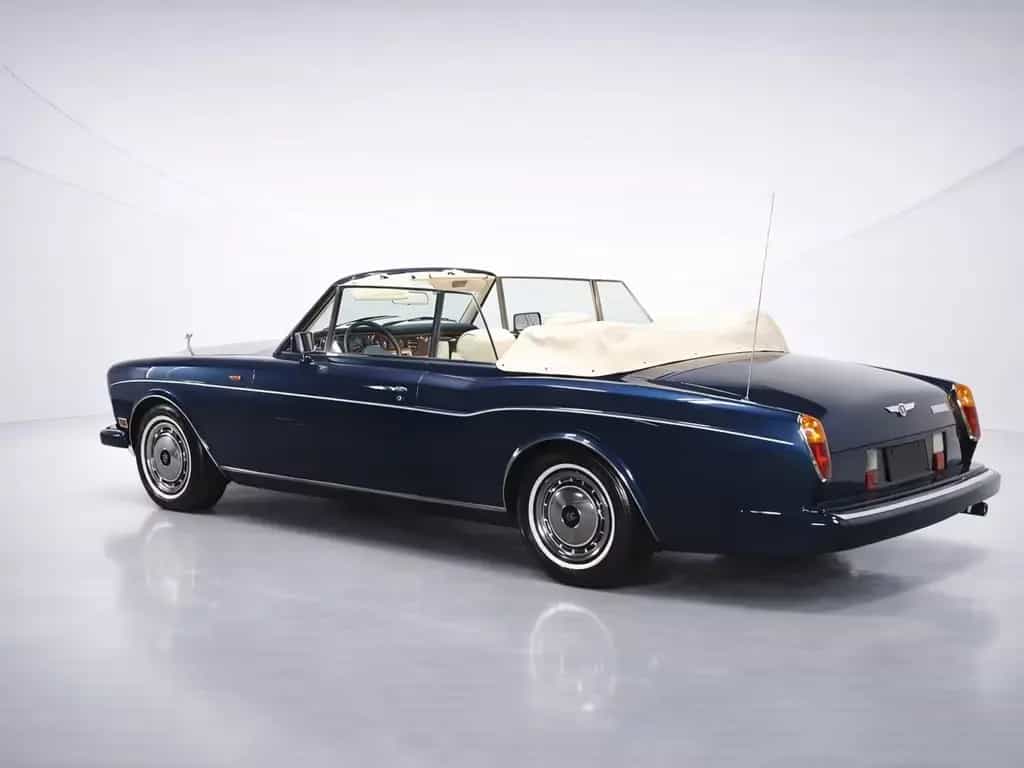 Rolls-Royce Corniche Rarität/Restauriert/ca. 450 stk. Gebaut 04/1990-photo-4