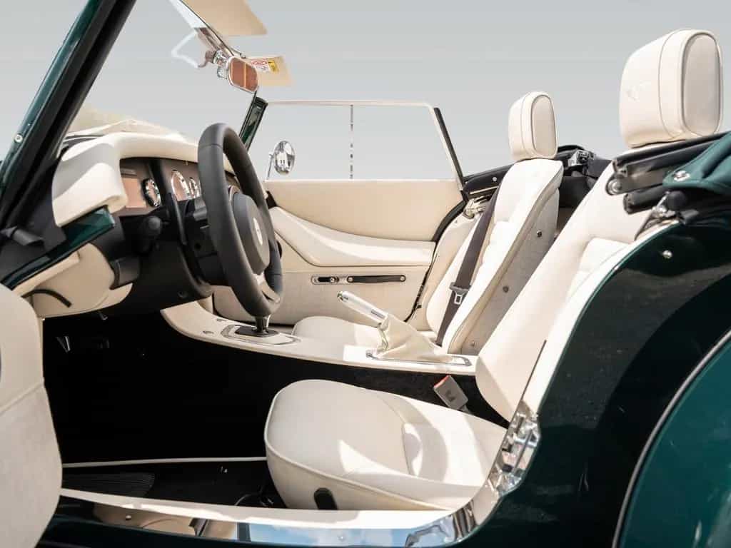 Morgan Plus 4 Plus Flour | Sports Exhaust | Metallic 08/2025-photo-18