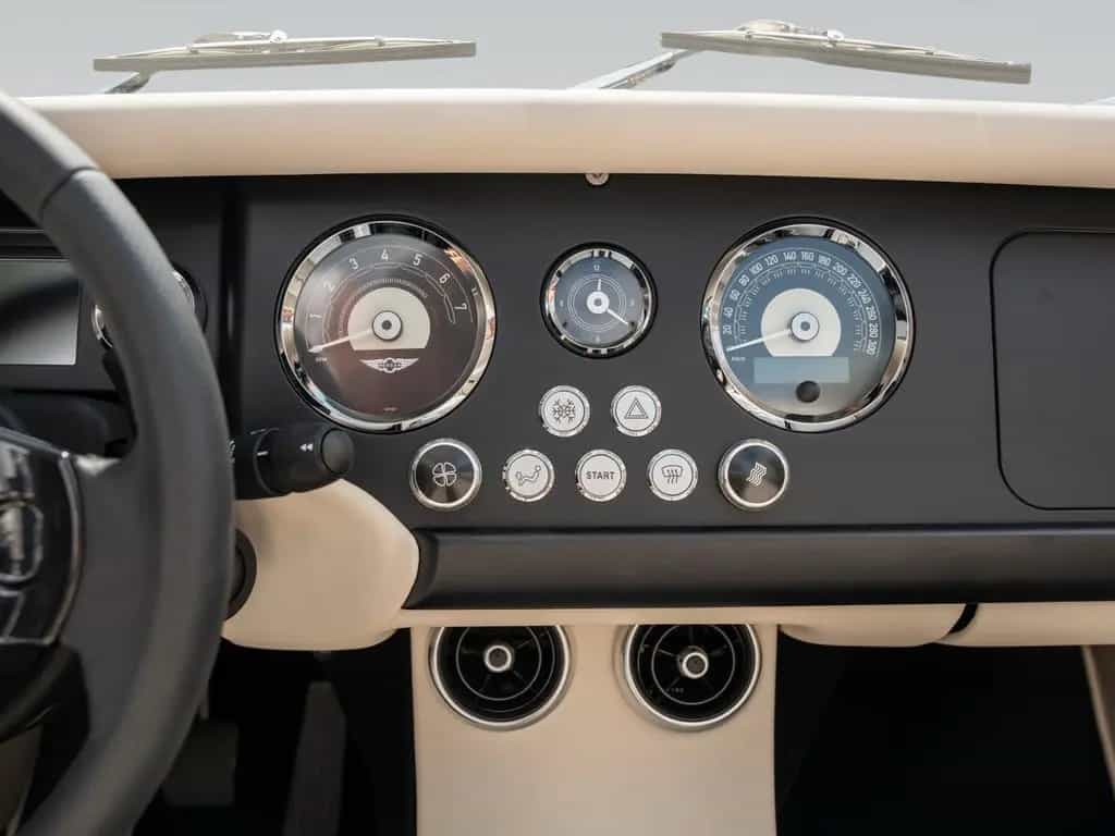 Morgan Plus 4 Plus Flour | Sports Exhaust | Metallic 08/2025-photo-26