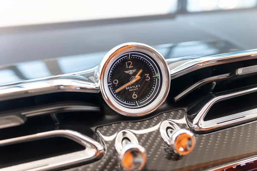 Bentley Bentayga S V8 - B&O, Mulliner Mandarin Hide 10/2025-photo-13