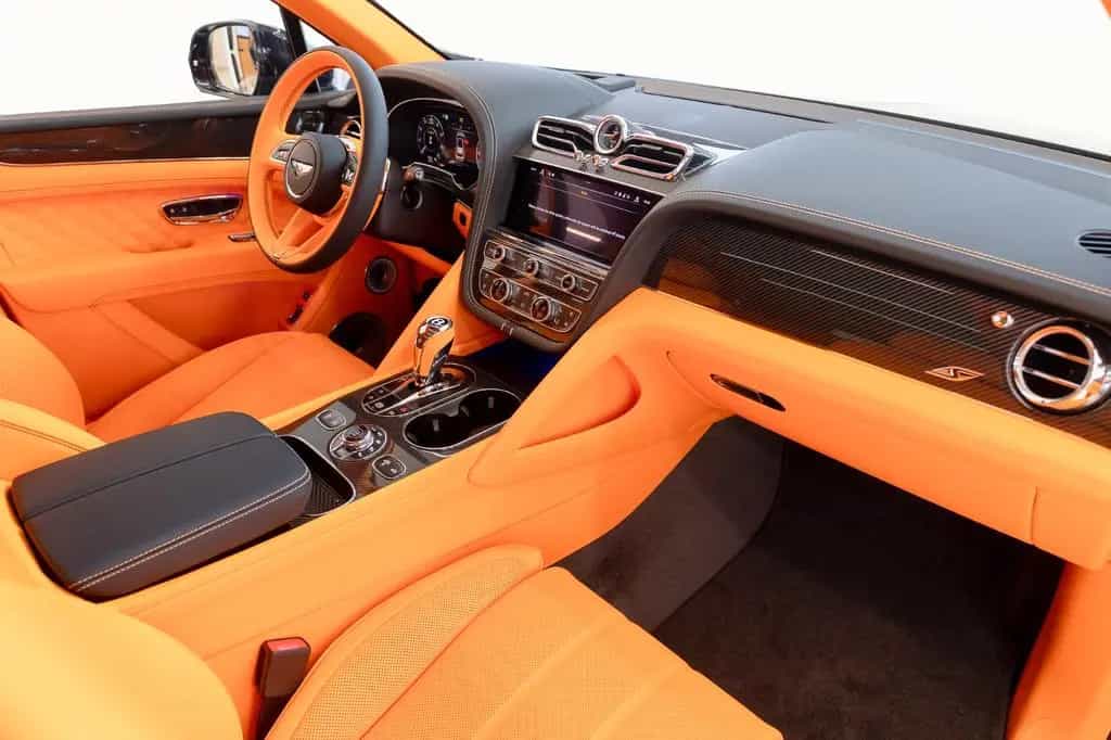 Bentley Bentayga S V8 - B&O, Mulliner Mandarin Hide 10/2025-photo-21