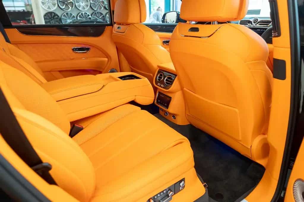 Bentley Bentayga S V8 - B&O, Mulliner Mandarin Hide 10/2025-photo-23