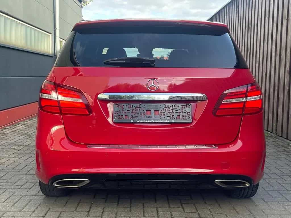 Mercedes-Benz B 250 B -Klasse B 250 Automatik LED KAMEA 03/2015-photo-4