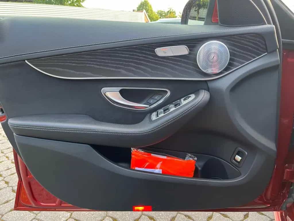 Mercedes-Benz C 300 T AMG Line LED/RFK/Shz/AmbienteNavi/Autom. 12/2017-photo-3