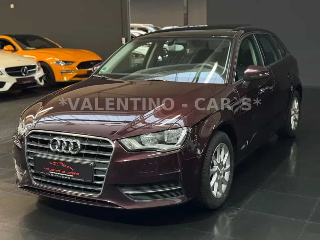 Audi A3 Sportback Attraction/Pano/Alu/AHK/Tempo/PDC 10/2014-photo-1