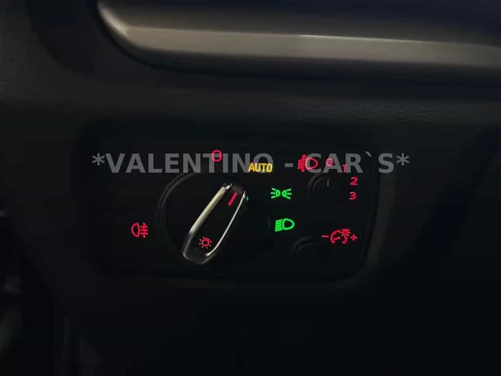 Audi A3 Sportback Attraction/Pano/Alu/AHK/Tempo/PDC 10/2014-photo-27