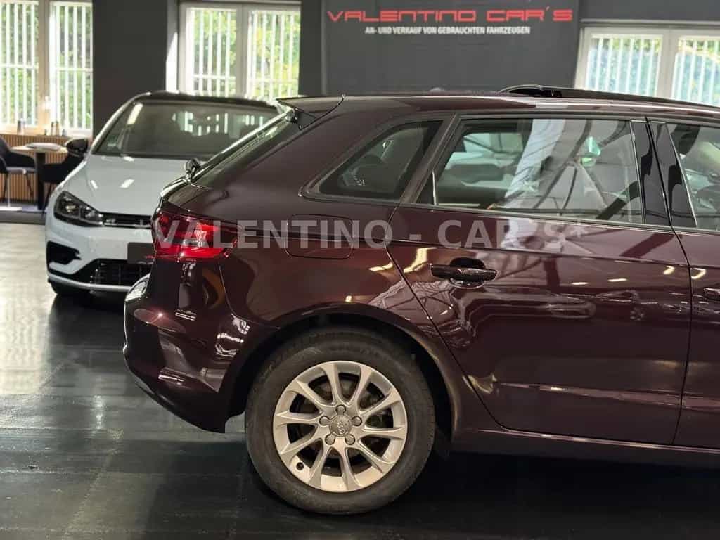 Audi A3 Sportback Attraction/Pano/Alu/AHK/Tempo/PDC 10/2014-photo-33