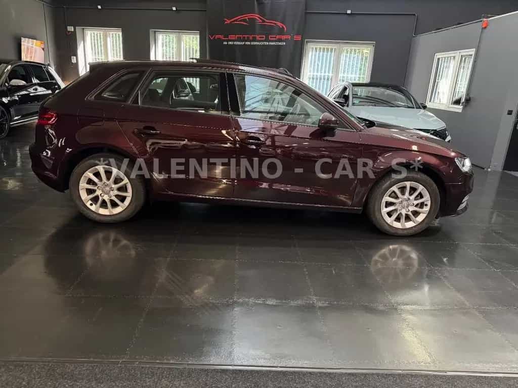 Audi A3 Sportback Attraction/Pano/Alu/AHK/Tempo/PDC 10/2014-photo-4