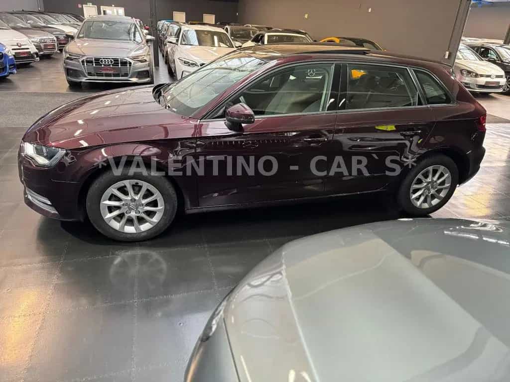 Audi A3 Sportback Attraction/Pano/Alu/AHK/Tempo/PDC 10/2014-photo-8