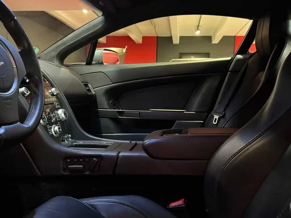 Aston Martin V8 Vantage /4.7 V8 426PS/SPORTSHIFT/COUPÉ/DEUTSCH 10/2008-photo-10