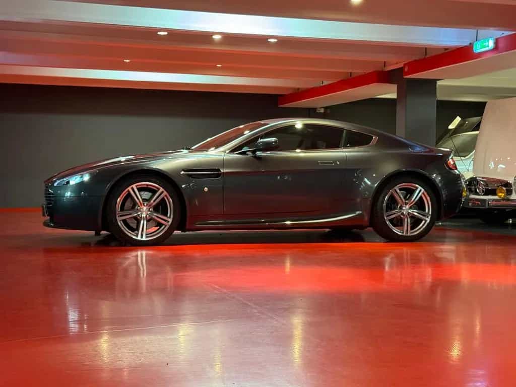 Aston Martin V8 Vantage /4.7 V8 426PS/SPORTSHIFT/COUPÉ/DEUTSCH 10/2008-photo-14