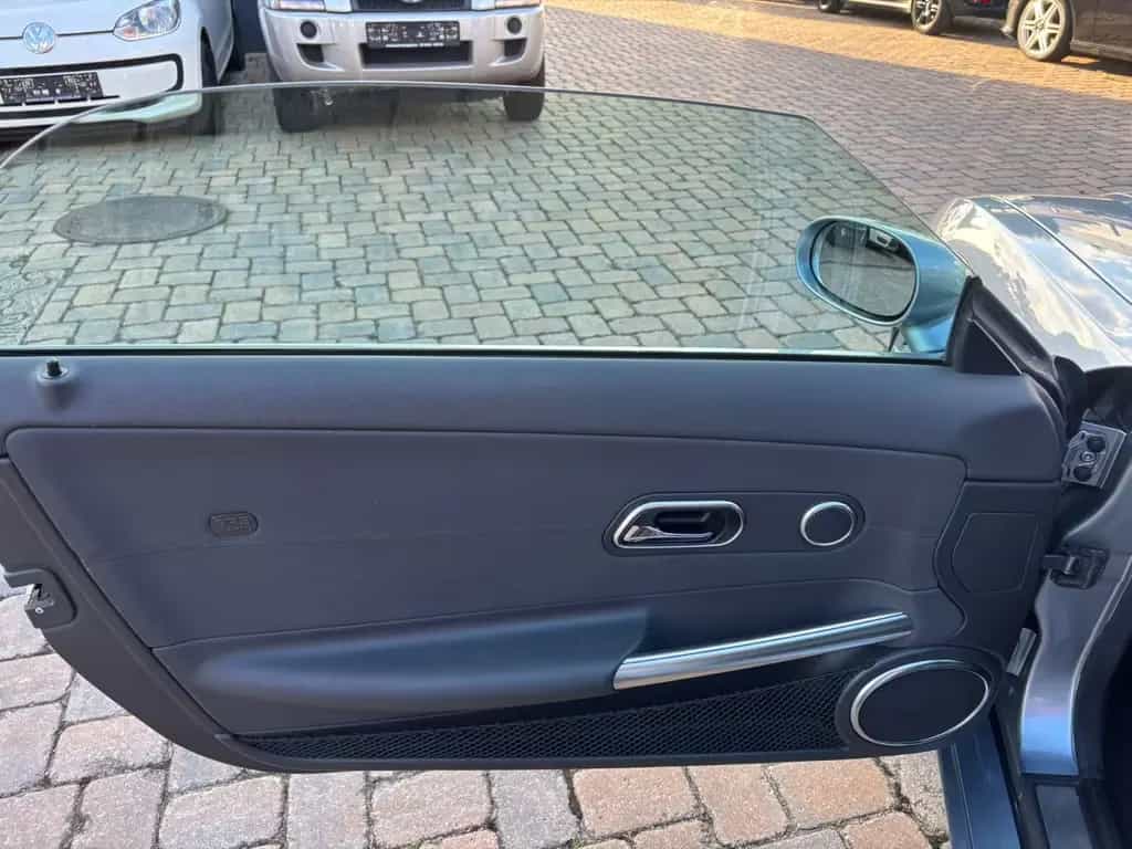Chrysler Crossfire Cabrio 3.2 224 PS HU neu SH 86tkm !!! 05/2005-photo-8